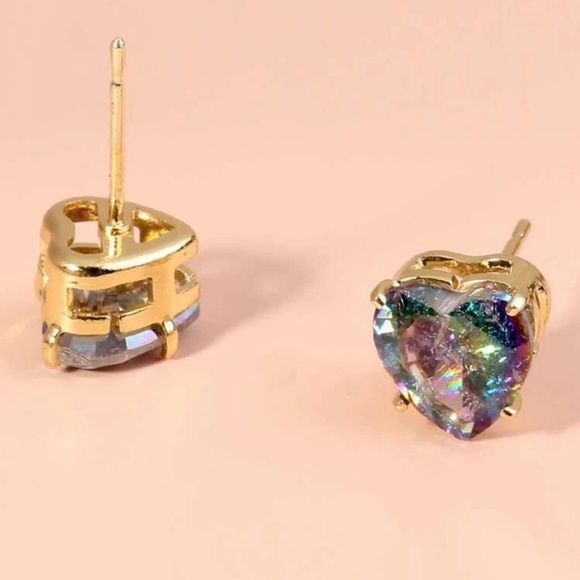 Beautiful Gold filled, Rainbow Mystic Topaz Gemstone Heart Boho Earrings - Picture 2 of 6